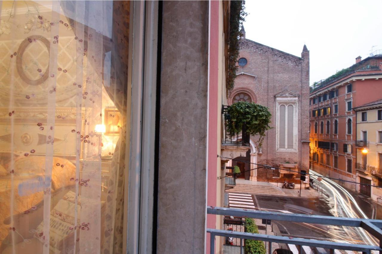Casa Vittoria Bridge Panzió Verona Kültér fotó